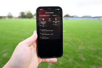 040926 - Glamorgan Wanderers v Mountain Ash - Championship East - Picture shows the new Rygbi Cymru app in action after launch at the Memorial Ground, home of Glamorgan Wanderers in Cardiff, Wales
