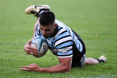 040926 - Glamorgan Wanderers v Mountain Ash - Championship East - Amir Walji of Glamorgan scores a try