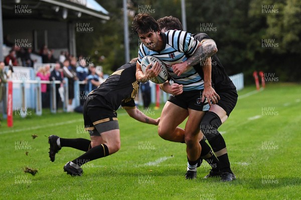 040926 - Glamorgan Wanderers v Mountain Ash - Championship East - Anthony Cox of Glamorgan dives over to score a try
