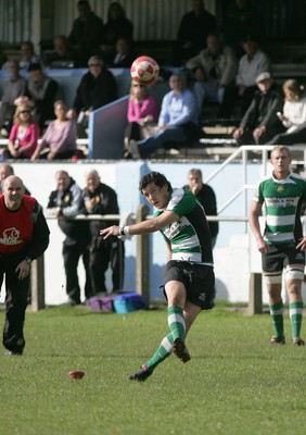 Glamorgan Wanderers v Tonmawr 161010