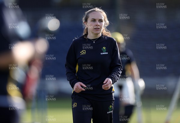 170425 - Glamorgan Cricket Women�s Training - Nicole Reid