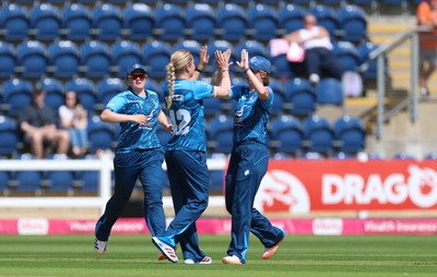 230526 - Glamorgan Women v Derbyshire Falcons Women, Vitality Blast Women League 2 - Derbyshire celebrate as they take the wicket of Lauren Parfitt of Glamorgan Women