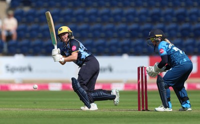 230526 - Glamorgan Women v Derbyshire Falcons Women, Vitality Blast Women League 2 - Gemma Porter of Glamorgan Women plays a shot