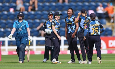 230526 - Glamorgan Women v Derbyshire Falcons Women, Vitality Blast Women League 2 - Amy Wheeler of Glamorgan Women celebrates after she bowls Tash Allen of Derbyshire Falcons Women