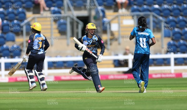 230526 - Glamorgan Women v Derbyshire Falcons Women, Vitality Blast Women League 2 - Daisy Jeanes of Glamorgan Women adds the runs