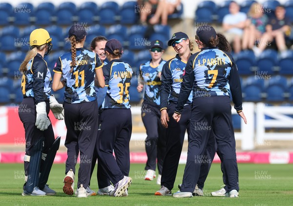 230526 - Glamorgan Women v Derbyshire Falcons Women, Vitality Blast Women League 2 - Glamorgan celebrate taking the wicket of Liv Baker of Derbyshire Falcons Women