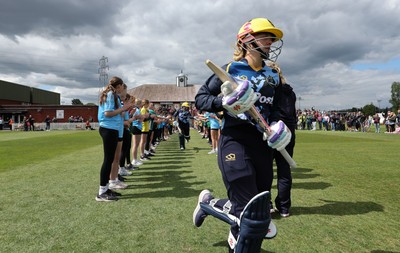 050525 - Glamorgan Women v Gloucestershire Women, Vitality T20 Women’s County Cup - Glamorgan opening betters Daisy Jeanes of Glamorgan Women and Lauren Parfitt of Glamorgan Women take to the pitch for the match