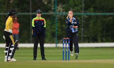 050525 - Glamorgan Women v Gloucestershire Women, Vitality T20 Women’s County Cup - Gemma Porter of Glamorgan Women bowls