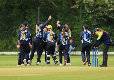 050525 - Glamorgan Women v Gloucestershire Women, Vitality T20 Women’s County Cup - Glamorgan celebrate taking the wicket of Katie Dolman of Gloucestershire