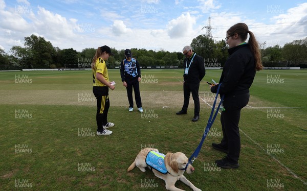 050525 - Glamorgan Women v Gloucestershire Women, Vitality T20 Women’s County Cup - \g7\ and \gl9\ join the umpires for the coin toss