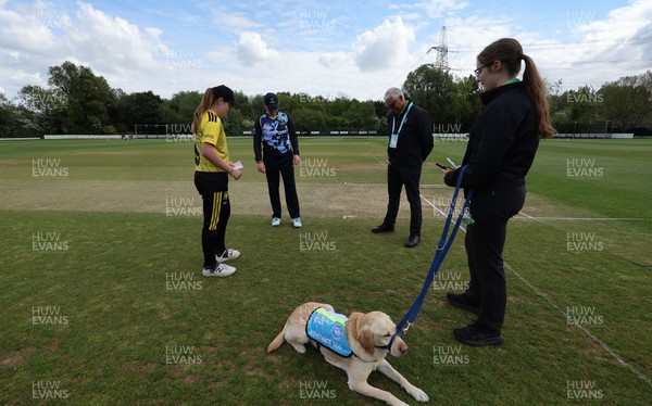 050525 - Glamorgan Women v Gloucestershire Women, Vitality T20 Women’s County Cup - \g7\ and \gl9\ join the umpires for the coin toss