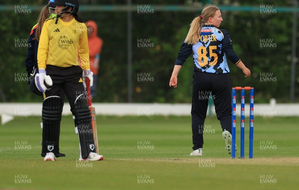 050525 - Glamorgan Women v Gloucestershire Women, Vitality T20 Women’s County Cup - Gemma Porter of Glamorgan Women bowls