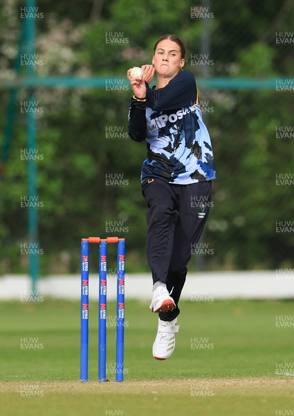 050525 - Glamorgan Women v Gloucestershire Women, Vitality T20 Women’s County Cup - Eve Jackson of Glamorgan Women bowls