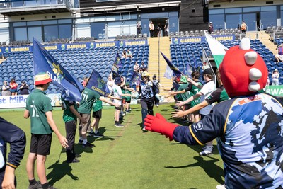130725 -  Glamorgan Women v Gloucestershire Women, Vitality Blast Women League 2, South Group - The Guard of Honour welcome the Glamorgan team as they run out