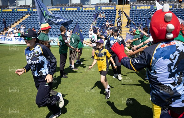 130725 -  Glamorgan Women v Gloucestershire Women, Vitality Blast Women League 2, South Group - The Guard of Honour welcome the Glamorgan team as they run out