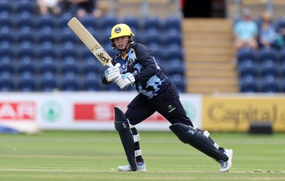 180725 - Glamorgan Women v Kent Spitfires - Vitality Blast Women League 2 - Lauren Parfitt of Glamorgan batting