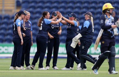 180725 - Glamorgan Women v Kent Spitfires - Vitality Blast Women League 2 - Sydney Gorham of Kent Spitfires celebrates taking the wicket of Bethan Ellis