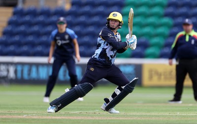 180725 - Glamorgan Women v Kent Spitfires - Vitality Blast Women League 2 - Lauren Parfitt of Glamorgan batting