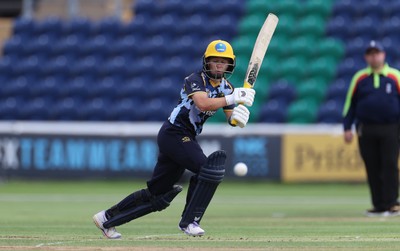 180725 - Glamorgan Women v Kent Spitfires - Vitality Blast Women League 2 - Bethan Gammon of Glamorgan batting