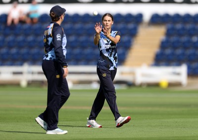 180725 - Glamorgan Women v Kent Spitfires - Vitality Blast Women League 2 - Eve Jackson of Glamorgan