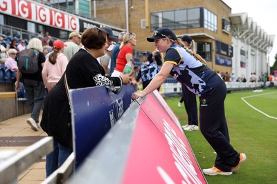 180725 - Glamorgan Women v Kent Spitfires - Vitality Blast Women League 2 - 