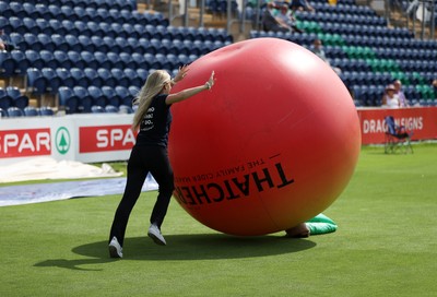 180725 - Glamorgan Women v Kent Spitfires - Vitality Blast Women League 2 - Thatcher's Apple Roll