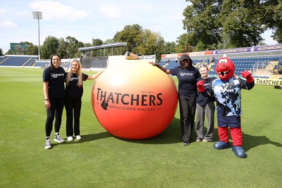180725 - Glamorgan Women v Kent Spitfires - Vitality Blast Women League 2 - Thatcher's Apple Roll
