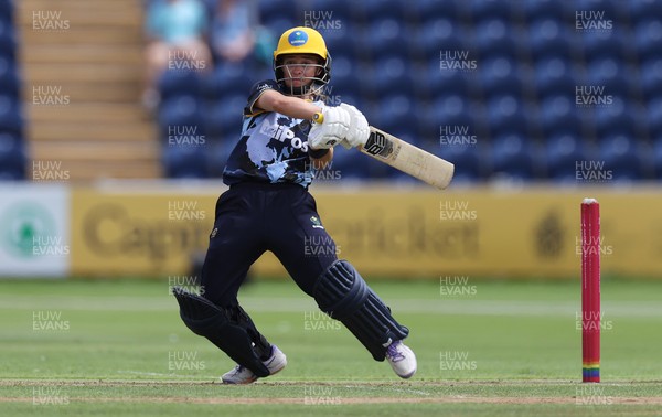 180725 - Glamorgan Women v Kent Spitfires - Vitality Blast Women League 2 - Bethan Gammon of Glamorgan batting