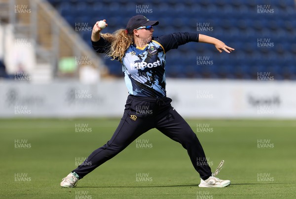 180725 - Glamorgan Women v Kent Spitfires - Vitality Blast Women League 2 - Gemma Porter of Glamorgan 