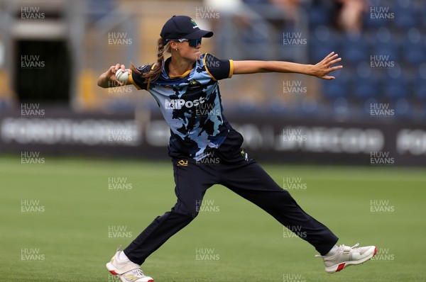 180725 - Glamorgan Women v Kent Spitfires - Vitality Blast Women League 2 - Eve Jackson of Glamorgan