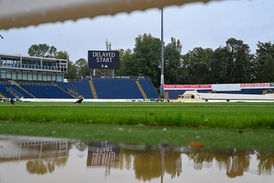 130926 - Glamorgan Women v Kent Women - Metro Bank Women's One-Day Cup semi-final - The start of play is delayed after rain at Sophia Gardens 