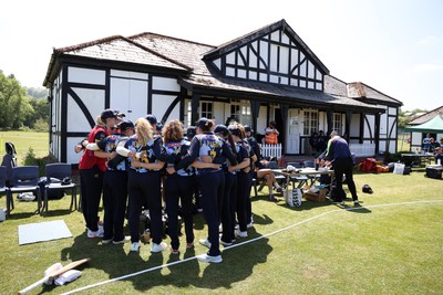 Glamorgan Women v Lancashire Thunder 170525