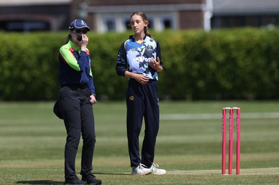 170525 - Glamorgan Women v Lancashire Thunder - T20 Women�s County Cup - Katy Cobb of Glamorgan 