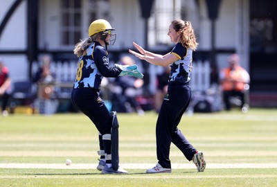 170525 - Glamorgan Women v Lancashire Thunder - T20 Women�s County Cup - Nicole Reid of Glamorgan celebrates with team mates after Ailsa Lister is stumped