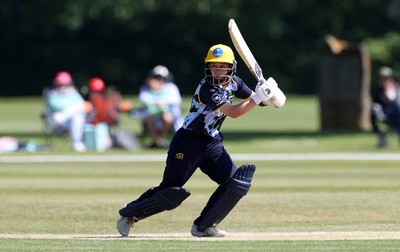 170525 - Glamorgan Women v Lancashire Thunder - T20 Women�s County Cup - Bethan Gammon of Glamorgan batting