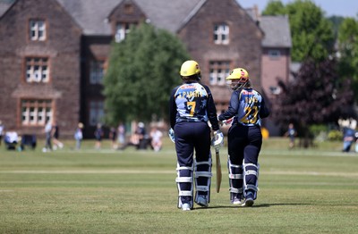 170525 - Glamorgan Women v Lancashire Thunder - T20 Women�s County Cup - Lauren Parfitt and Daisy Jeanes of Glamorgan 