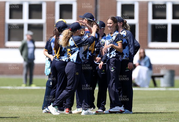 170525 - Glamorgan Women v Lancashire Thunder - T20 Women�s County Cup - Eve Jackson of Glamorgan celebrates with team mates after the first wicket