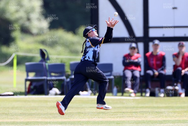 170525 - Glamorgan Women v Lancashire Thunder - T20 Women�s County Cup - Emily Burke of Glamorgan 