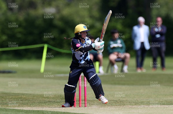 170525 - Glamorgan Women v Lancashire Thunder - T20 Women�s County Cup - Emily Burke of Glamorgan batting