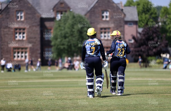 170525 - Glamorgan Women v Lancashire Thunder - T20 Women�s County Cup - Lauren Parfitt and Daisy Jeanes of Glamorgan 