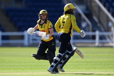 190426 - Glamorgan Women v Leicestershire Foxes Women - Metro Bank One Day Cup Women League 2 - Flo Sharman of Glamorgan Women and Lauren Parfitt of Glamorgan Women runs a single
