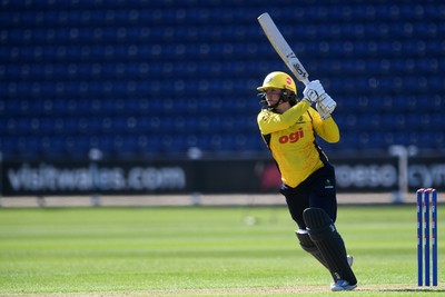 190426 - Glamorgan Women v Leicestershire Foxes Women - Metro Bank One Day Cup Women League 2 - Lauren Parfitt of Glamorgan Women batting