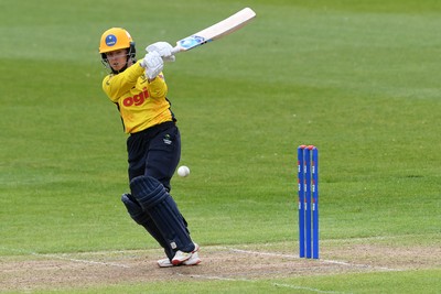 190426 - Glamorgan Women v Leicestershire Foxes Women - Metro Bank One Day Cup Women League 2 - Sara Phillips of Glamorgan Women batting
