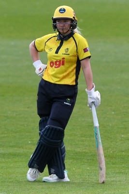 190426 - Glamorgan Women v Leicestershire Foxes Women - Metro Bank One Day Cup Women League 2 - Gemma Porter of Glamorgan Women