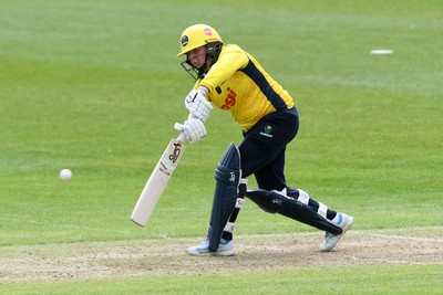 190426 - Glamorgan Women v Leicestershire Foxes Women - Metro Bank One Day Cup Women League 2 - Lauren Parfitt of Glamorgan Women batting