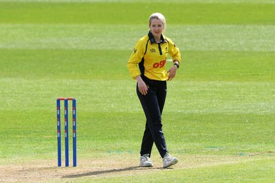 190426 - Glamorgan Women v Leicestershire Foxes Women - Metro Bank One Day Cup Women League 2 - Poppy Walker of Glamorgan Women 