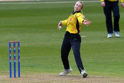 190426 - Glamorgan Women v Leicestershire Foxes Women - Metro Bank One Day Cup Women League 2 - Poppy Walker of Glamorgan Women bowling