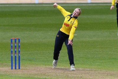 190426 - Glamorgan Women v Leicestershire Foxes Women - Metro Bank One Day Cup Women League 2 - Poppy Walker of Glamorgan Women bowling