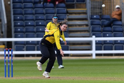 190426 - Glamorgan Women v Leicestershire Foxes Women - Metro Bank One Day Cup Women League 2 - Sara Phillips of Glamorgan Women bowling