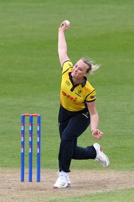190426 - Glamorgan Women v Leicestershire Foxes Women - Metro Bank One Day Cup Women League 2 - Anna-Mae Shearn of Glamorgan Women bowling